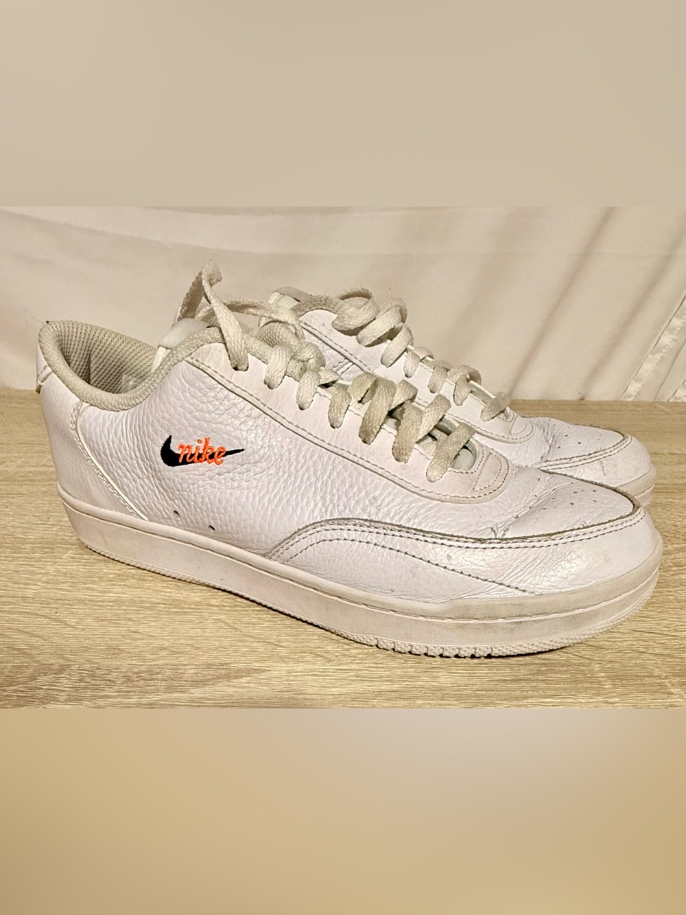Nike Women's Size 7 White Court Vintage Shoes Sneakers